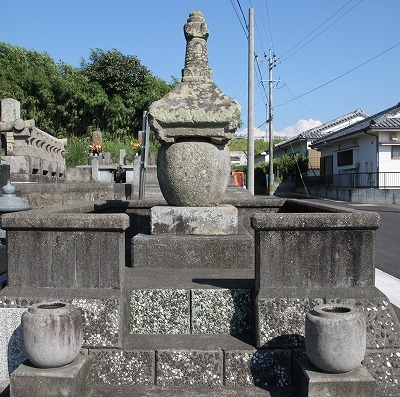 串木野氏の墓